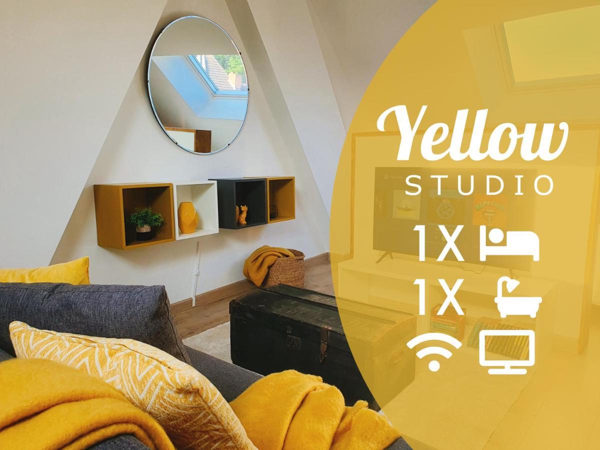 Yellow Studio Mons Exterior photo